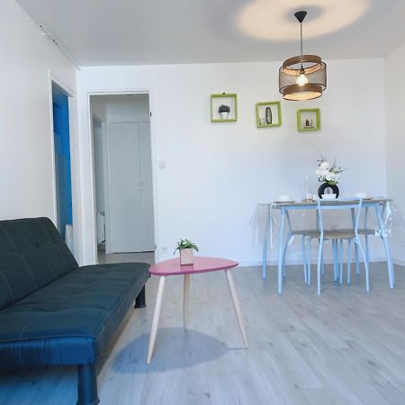 Apt 67M2 Hyper Centre: 2 Chambres, Cuisine Tv Wifi Fontenay-le-Comte Exterior foto